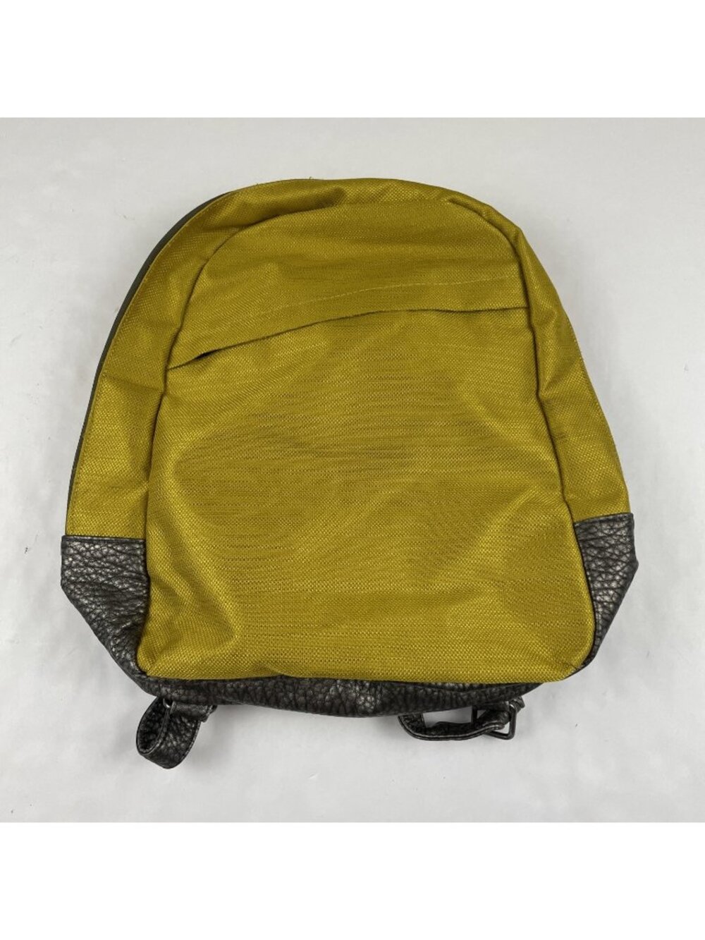 Pistil Hood River Oregon Mustard Yellow Backpack Star Lining Faux Leather Trim